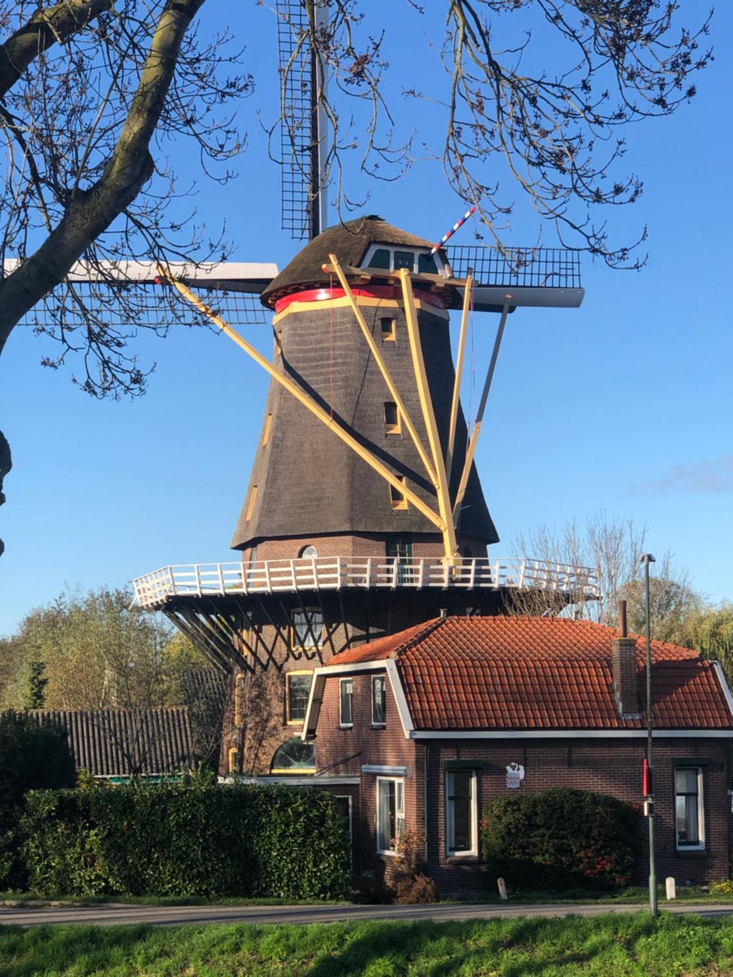 Отель Slapen In De Molen Arkel Экстерьер фото