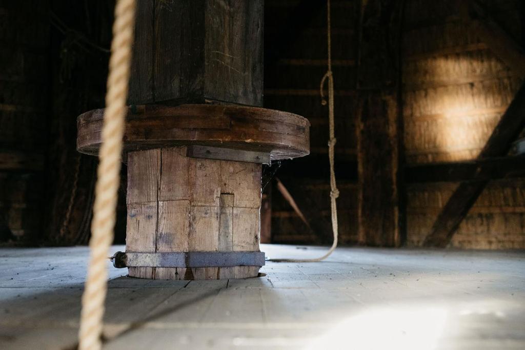Отель Slapen In De Molen Arkel Экстерьер фото